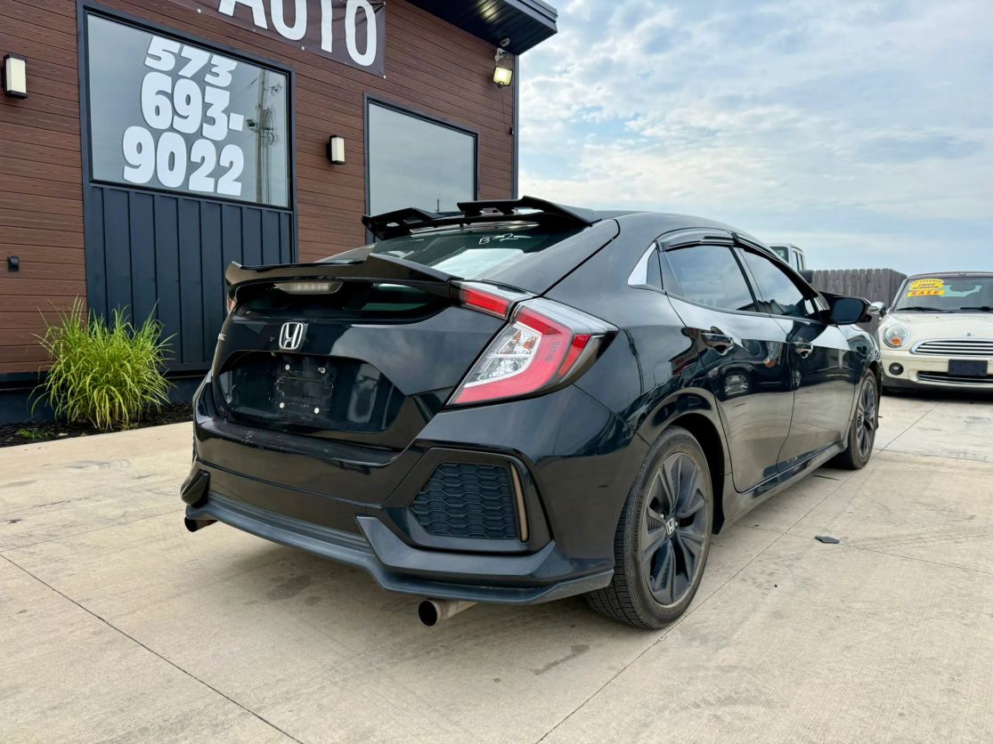 honda civic hatchback 2018 SHHFK7H65JU222153 image honda civic hatchback 2018 SHHFK7H65JU222153 image